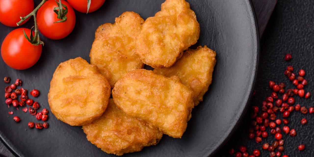 Nuggets de frango caseiros na Air Fryer