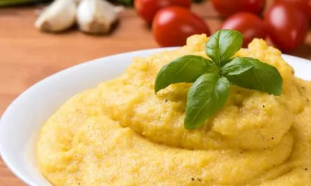 Polenta Cremosa na Panela de Pressão Elétrica