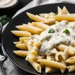 Macarrão com Molho Branco na Panela de Pressão Elétrica