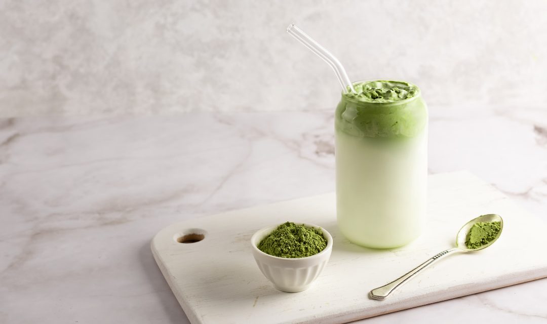 Matcha Latte na Chaleira