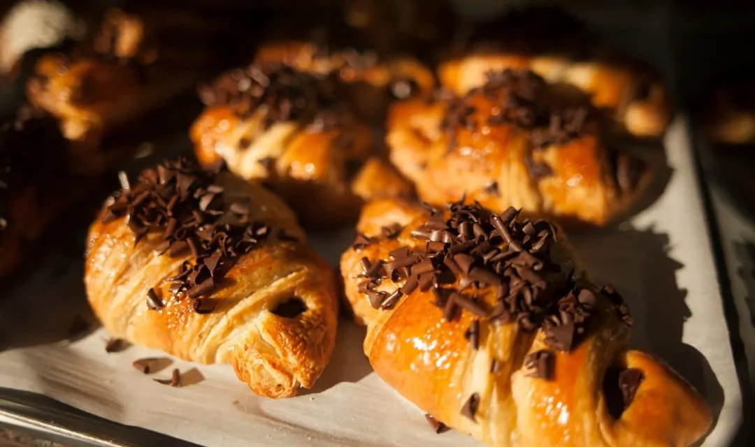 Croissant de chocolate na Air Fryer