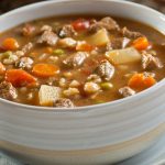 Sopa de carne na Panela Elétrica