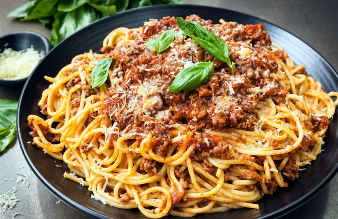 Macarrão à Bolonhesa: Receita Fácil e Saborosa - Receitas WAP