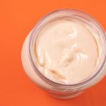 Maionese caseira: o segredo para o ponto de emulsão perfeito