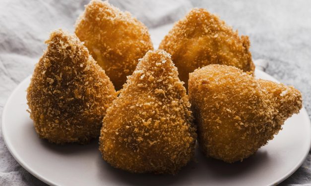 Coxinha de frango com catupry